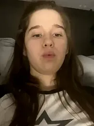 HornyGirlH webcam stripchat model stream image