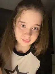 HornyGirlH webcam stripchat model stream image