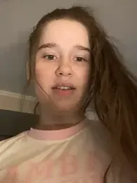HornyGirlH webcam model stream image