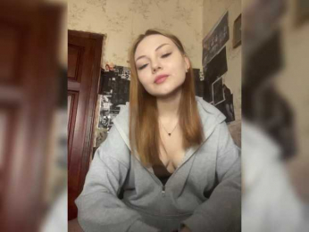 CarolynBaker webcam model stream image