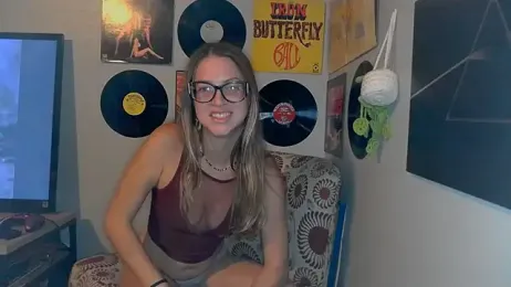 molly_witha_chance webcam model stream image