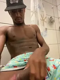 Guzdick webcam model stream image
