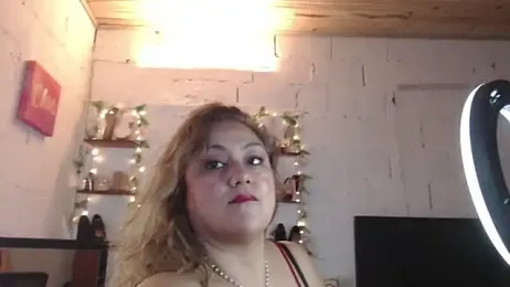 missrosario_stepmoan webcam stripchat model stream image