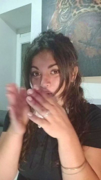 Roxynude webcam model stream image
