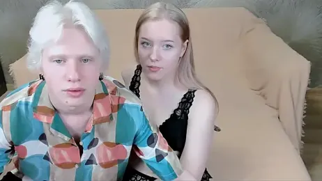 lckkcuple_ webcam model stream image