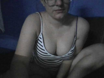 DaNikan webcam bongacams model stream image