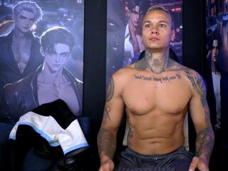 Darius Maximus webcam flirt4free model stream image