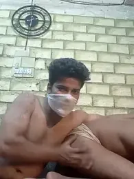 Thoku72 webcam model stream image