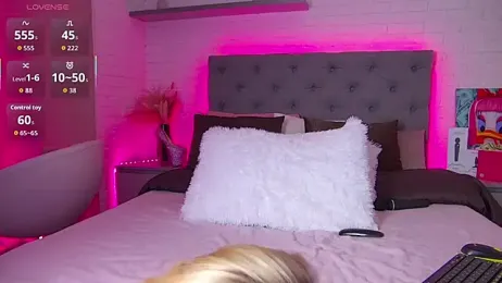 Born_to_Blow webcam model stream image