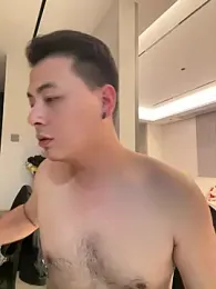 TidiedBang webcam model stream image
