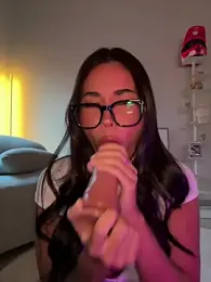 olivializ webcam model stream image