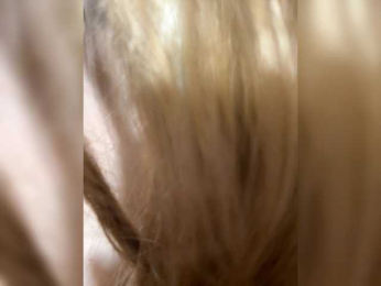 AnnaFlowers webcam model stream image