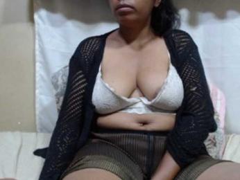 Sahobelle webcam model stream image
