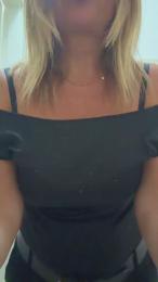 Bluemoon webcam model stream image