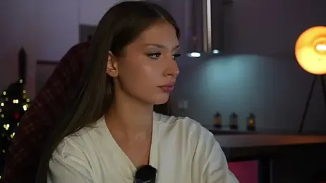 Cleose webcam model stream image