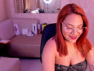 petitesofia webcam camsoda model stream image