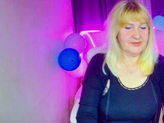 Emma Ellison webcam model stream image