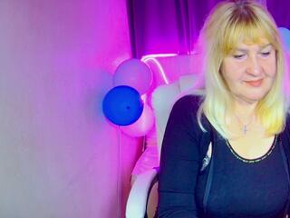 Emma Ellison webcam model stream image