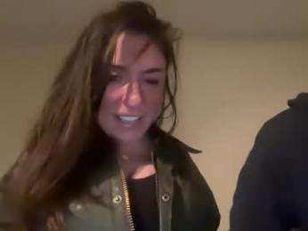 mr_mrs_glitter webcam model stream image