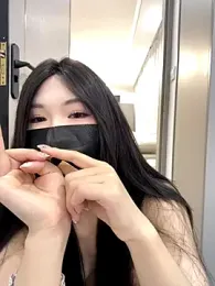 lilyxye77 webcam model stream image
