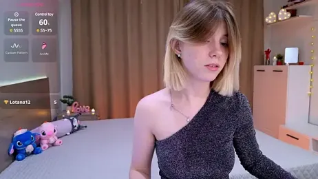 Bella_amory webcam model stream image