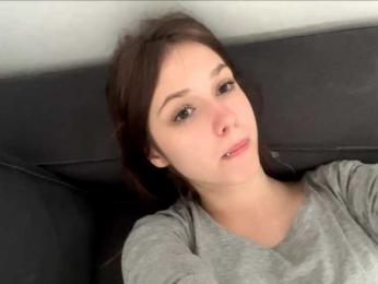 healmentaliti webcam model stream image
