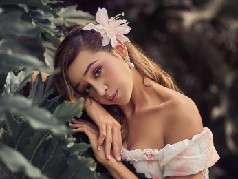 AprilIvanov webcam model stream image