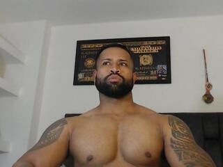 Tayler Summer webcam model stream image