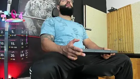 Luke__09 webcam model stream image