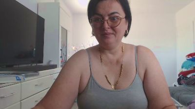 Emyllywhite1982 webcam model stream image