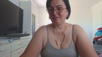 Emyllywhite1982 webcam model stream image