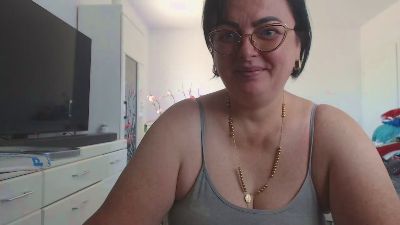 Emyllywhite1982 webcam model stream image