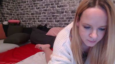 xHotmilf87x webcam model stream image