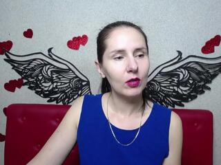 Karina Swan webcam model stream image