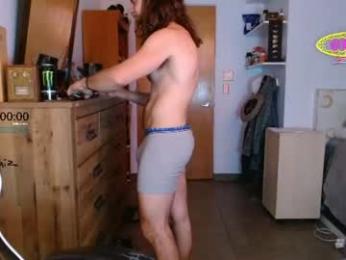 manimaiz webcam model stream image