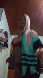 Sexymilf69_ webcam model stream image