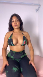 laura2041 webcam cam4 model stream image