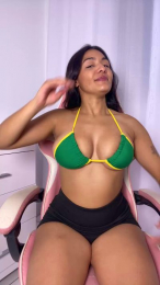 laura2041 webcam model stream image