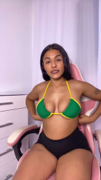 laura2041 webcam model stream image