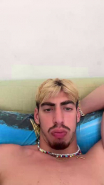 Hounbelcazzoo webcam model stream image
