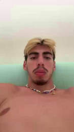 Hounbelcazzoo webcam model stream image