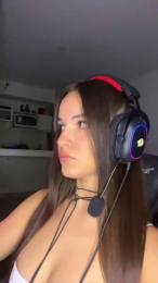 PaulaGi webcam model stream image