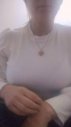 CamiLove002 webcam model stream image