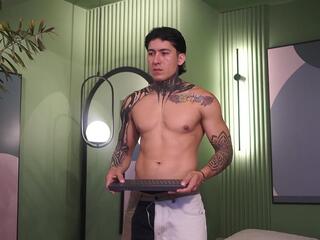 Thomass Collins webcam model stream image