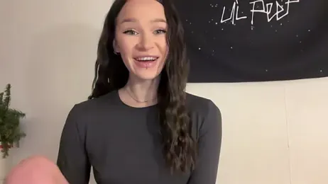 ur_molly webcam model stream image