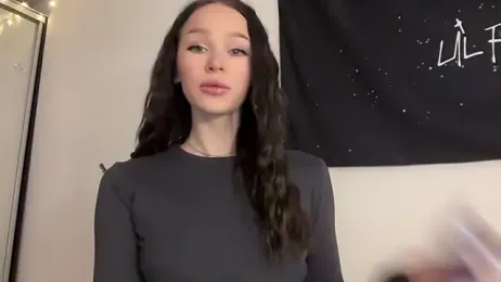 ur_molly webcam model stream image