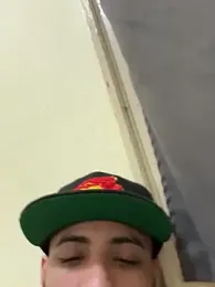 LeoPR00 webcam model stream image