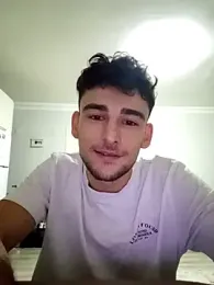 Yasinyasin7 webcam stripchat model stream image