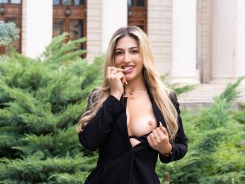 Maris webcam livejasmin model stream image