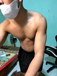 Thang100cu webcam model stream image